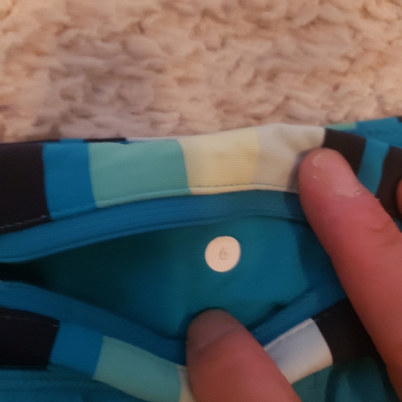 Lululemon skort 6 - Picture 2 of 3